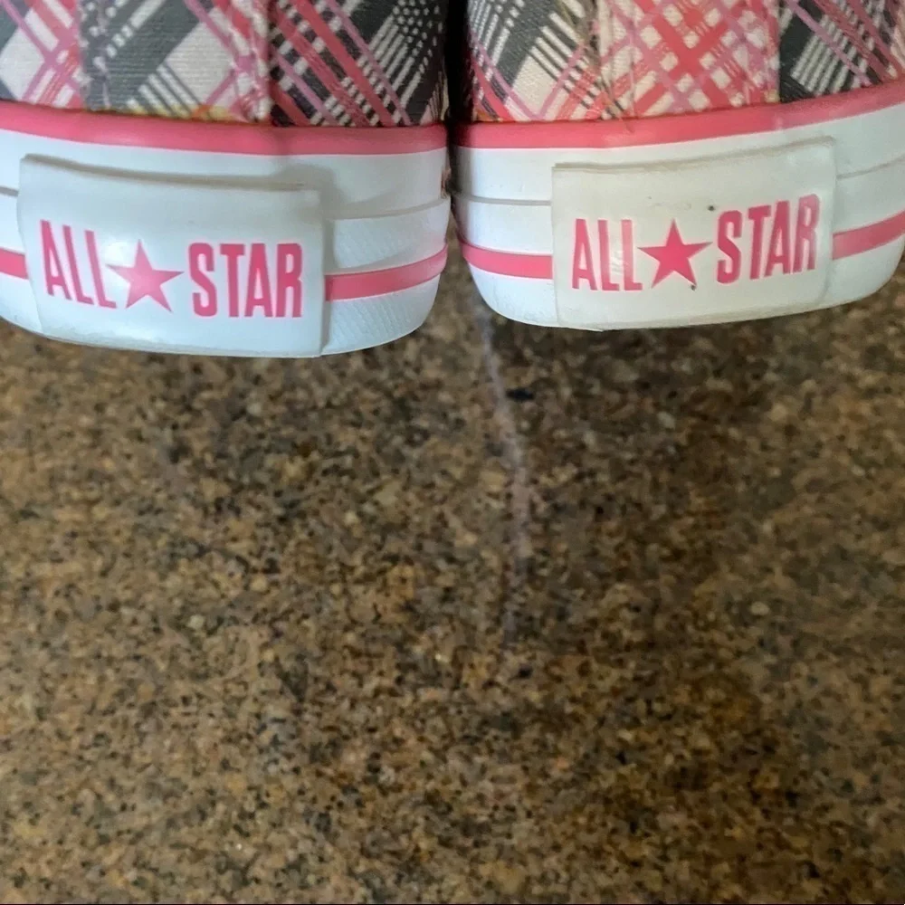 Converse Pink Plaid Slip Ons Women’s 5 NWOT​​​​​​​​​​​ - Picture 4 of 5